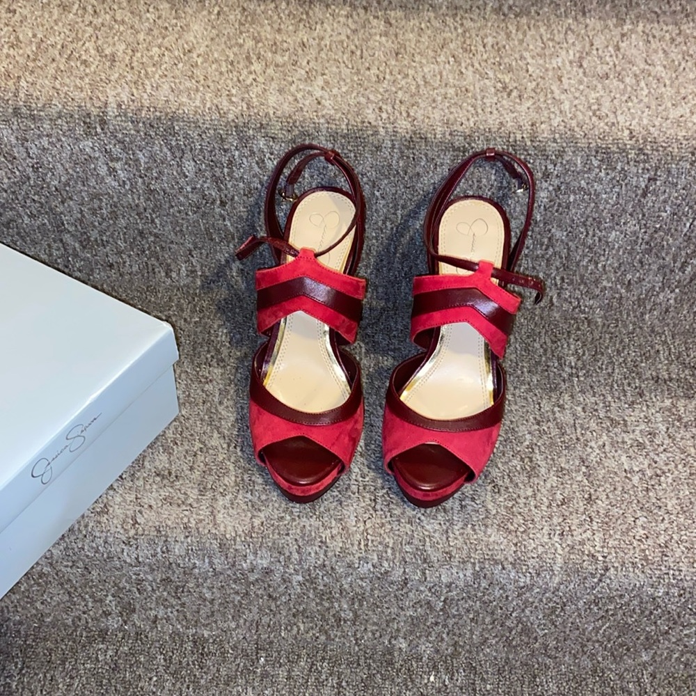 ♥️❤️♥️EUC Jessica Simpson Genuine Leather Red Platform Pumps